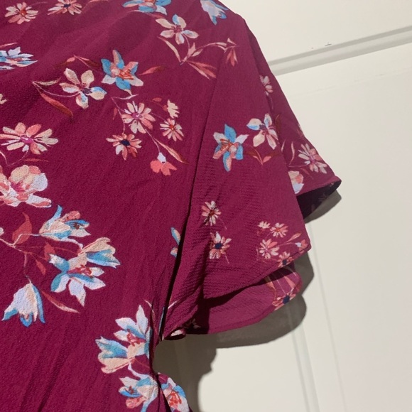 Pink Floral Sheer Large Blouse, Butterfly  Sleeves, NWT, P2P 22, side bow ties - Picture 4 of 4